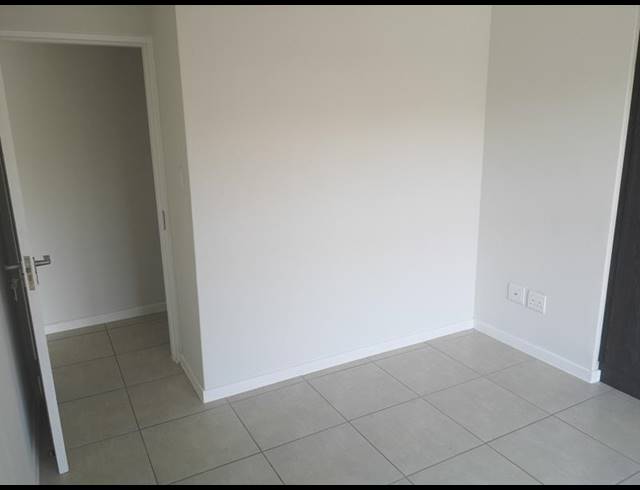 1 BEDROOM PROPERTY TO RENT IN OLIVEDALE